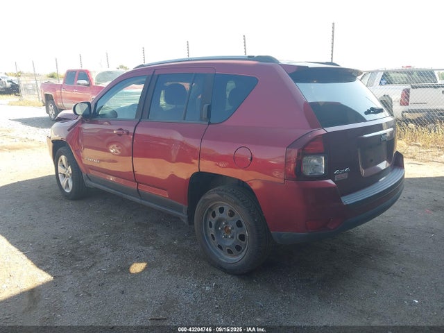 Jeep 2015 2015 1C4NJDBB5FD424042 Image 3