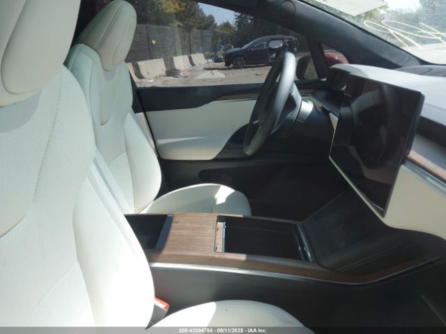 2023 TESLA MODEL X 7SAXCAE59PF391843 Photo 4