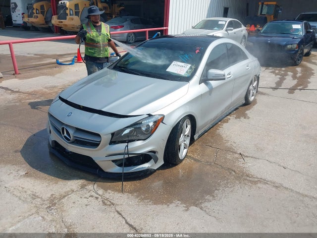 Mercedes-Benz CLA-Class 2014 WDDSJ4EB2EN062698 Image 2