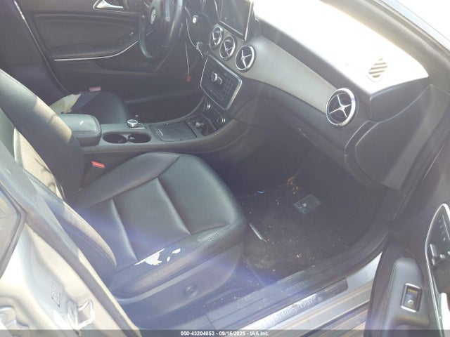 WDDSJ4EB2EN062698 Mercedes-Benz CLA-Class