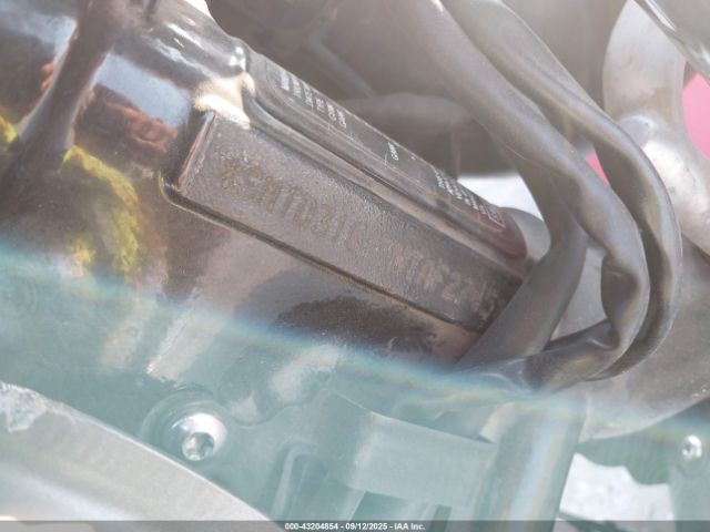 2022 TRIUMPH MOTORCYCLE STREET TWIN SMTD31G71NTAF2745 Photo 9