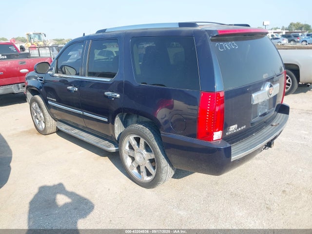 2007 CADILLAC ESCALADE 1GYEC63897R278123 Photo 2