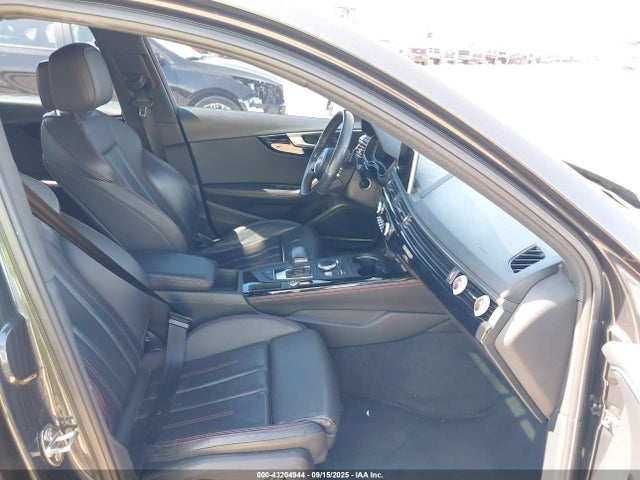 2018 AUDI A4 WAUENAF43JA059303 Photo 4