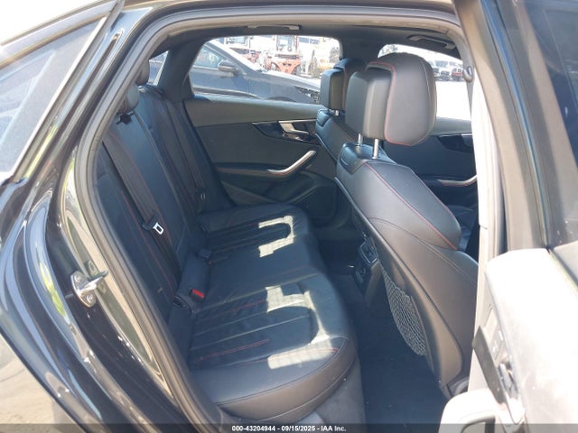 2018 AUDI A4 WAUENAF43JA059303 Photo 7