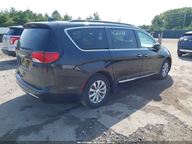 Aukcja sprzedaży 2017 Chrysler Pacifica Touring-l, vin: 2C4RC1BG4HR795053, numer aukcji: 43204990