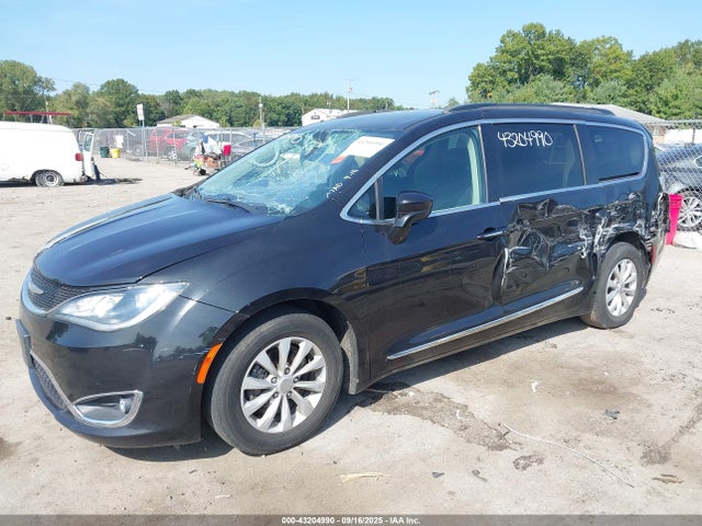 Aukcja sprzedaży 2017 Chrysler Pacifica Touring-l, vin: 2C4RC1BG4HR795053, numer aukcji: 43204990