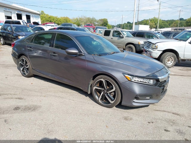 Honda l15be 2018 1HGCV1F39JA197575 Image 1