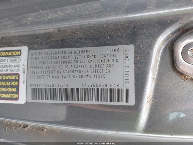 2006 VOLKSWAGEN GTI WVWEV71K36W136743 Photo 8