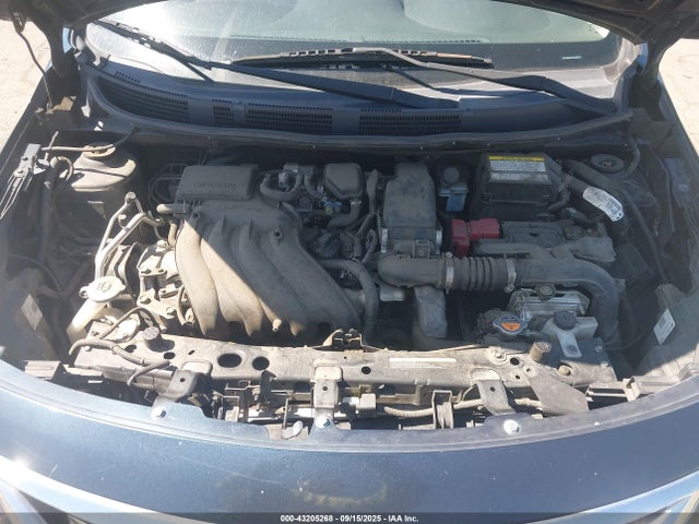 3N1CN7AP9HL860953 Nissan 2017