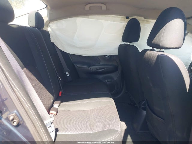 3N1CN7AP9HL860953 Nissan 2017