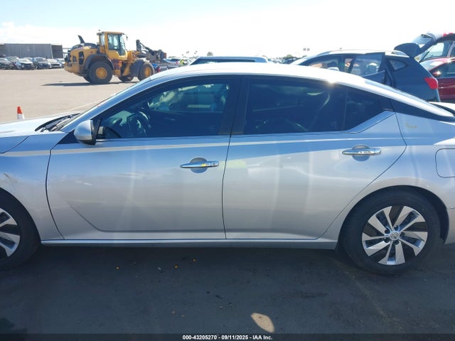 1N4BL4BV4LC163047 Nissan Altima S Fwd
