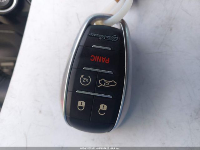 2022 ALFA ROMEO GIULIA ZARFAMBN7N7663299 Photo 10