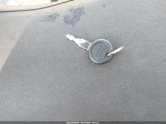 2021 MOTO GUZZI V7 ZGUKZUA00MM000242 Photo 10