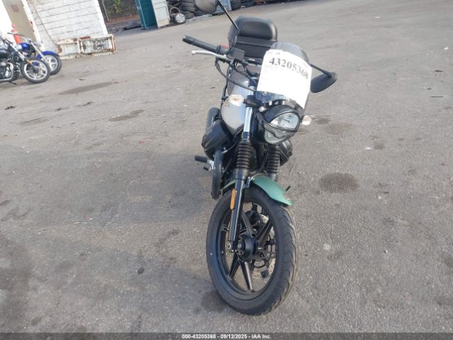 2021 MOTO GUZZI V7 ZGUKZUA00MM000242 Photo 4