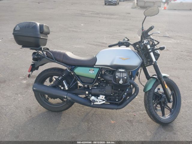 2021 MOTO GUZZI V7 ZGUKZUA00MM000242 Photo 7