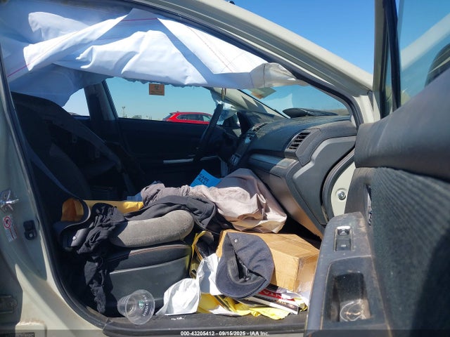 JF2GPADC9G8271432 Subaru Crosstrek 2.0i Premium