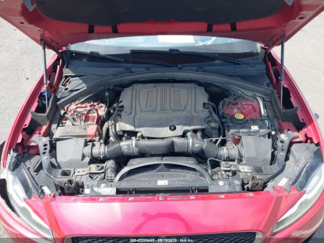 2017 JAGUAR F-PACE SADCM2BV6HA079173 Photo 9