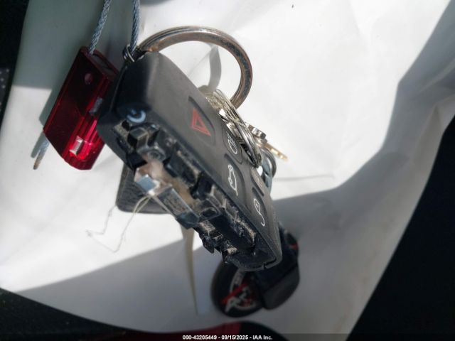 2017 JAGUAR F-PACE SADCM2BV6HA079173 Photo 10