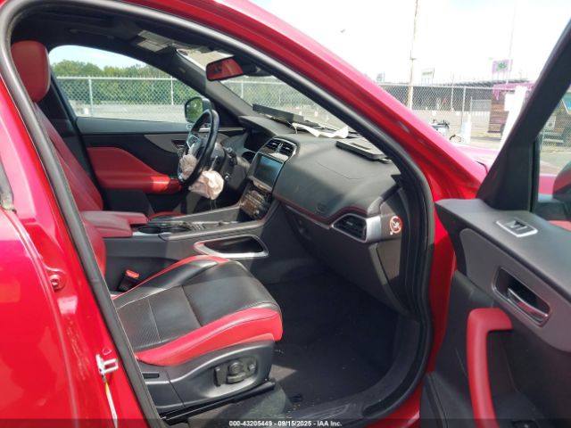 2017 JAGUAR F-PACE SADCM2BV6HA079173 Photo 4