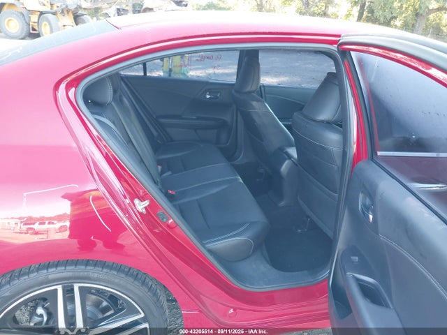 1HGCR2F58GA172851 Honda k24w1