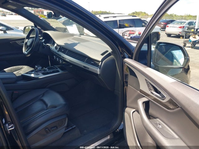 2019 AUDI Q7 WA1AHAF76KD029693 Photo 4