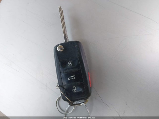 WVGAV7AX1GW577844 Volkswagen 2.0t