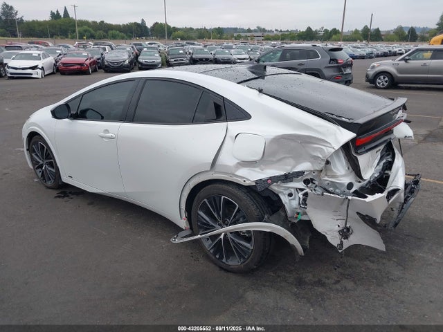 JTDADABU5R3019430 Toyota Prius Limited Awd-e
