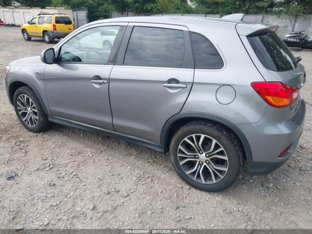 2018 MITSUBISHI OUTLANDER SPORT JA4AP3AU2JU023576 Photo 2