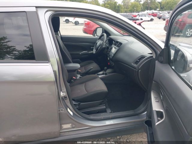 2018 MITSUBISHI OUTLANDER SPORT JA4AP3AU2JU023576 Photo 4