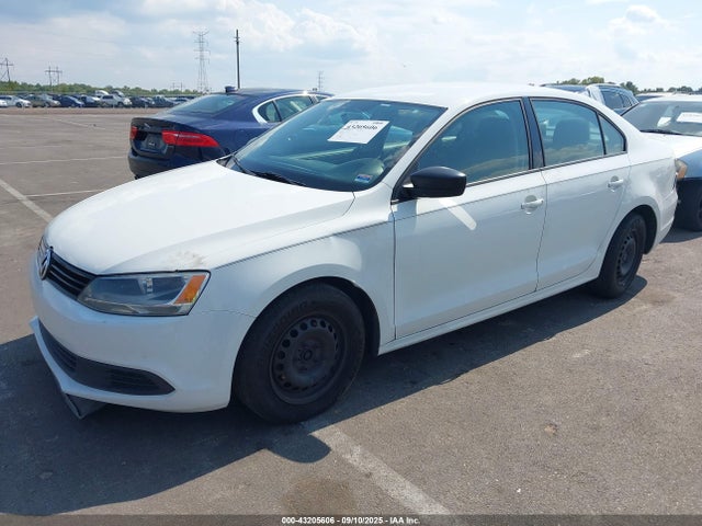 3VW2K7AJ2EM329545 Volkswagen Jetta