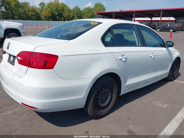 3VW2K7AJ2EM329545 Volkswagen Jetta