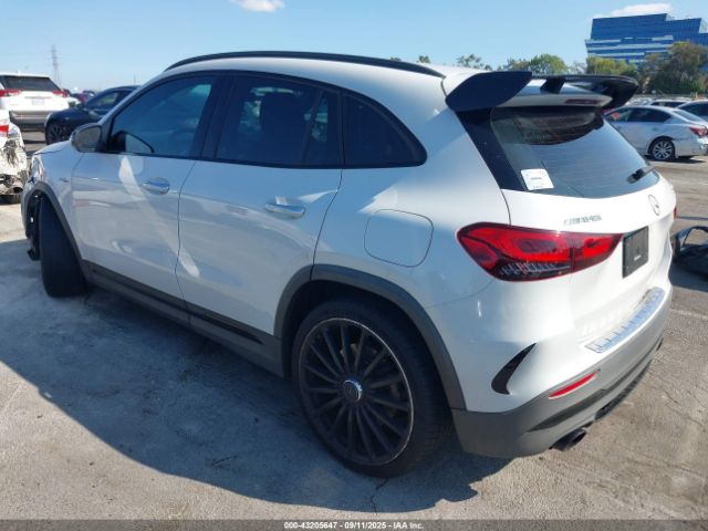 2021 MERCEDES-BENZ AMG GLA 35 W1N4N5BBXMJ252202 Photo 2