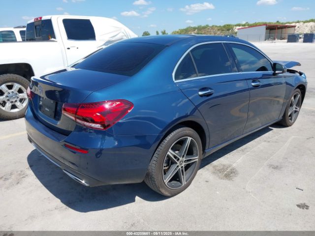 2022 MERCEDES-BENZ A 220 W1K3G4EB0NJ365120 Photo 3