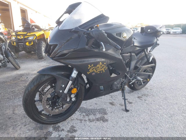 Yamaha Yzf690 2024 JYARM38E9RA013099 Image 2