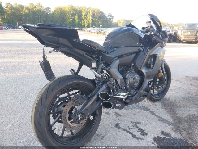 Yamaha Yzf690 2024 JYARM38E9RA013099 Image 4