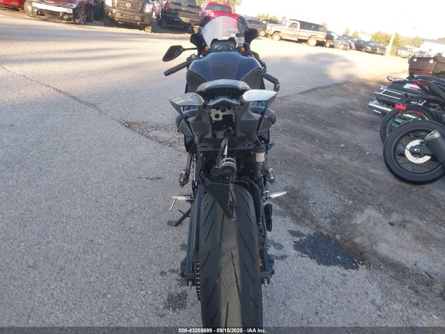 Yamaha Yzf690 2024 JYARM38E9RA013099 Image 6
