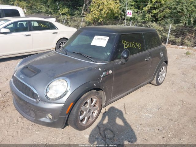 2008 MINI COOPER S WMWMF73568TV34370 Photo 1