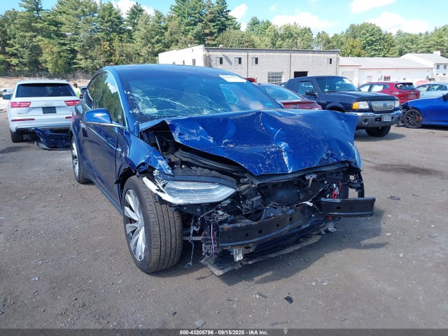 2019 TESLA MODEL X 5YJXCBE49KF192259 Photo 0