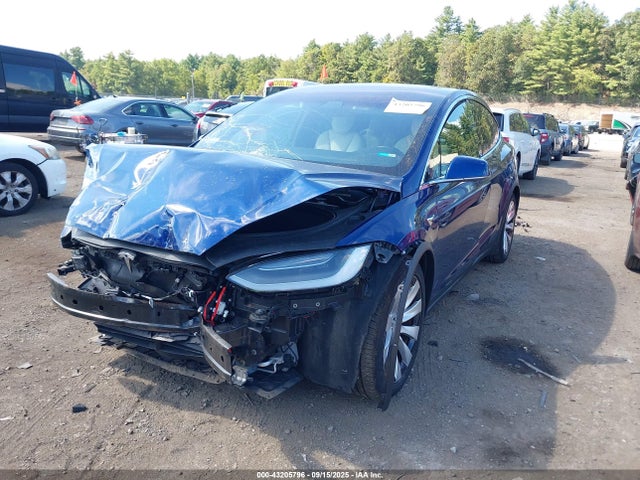 2019 TESLA MODEL X 5YJXCBE49KF192259 Photo 1