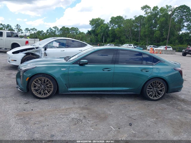 1G6D35R60S0810411 Cadillac lt4