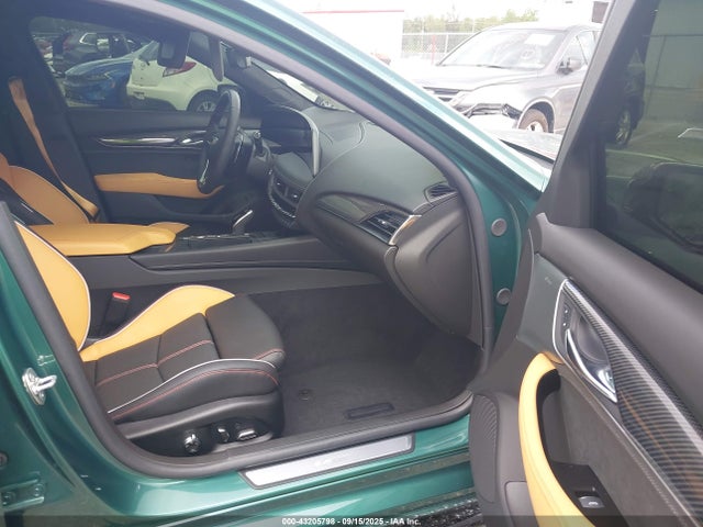 1G6D35R60S0810411 Cadillac lt4