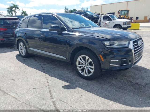 2017 AUDI Q7 WA1AAAF70HD021019 Photo 0