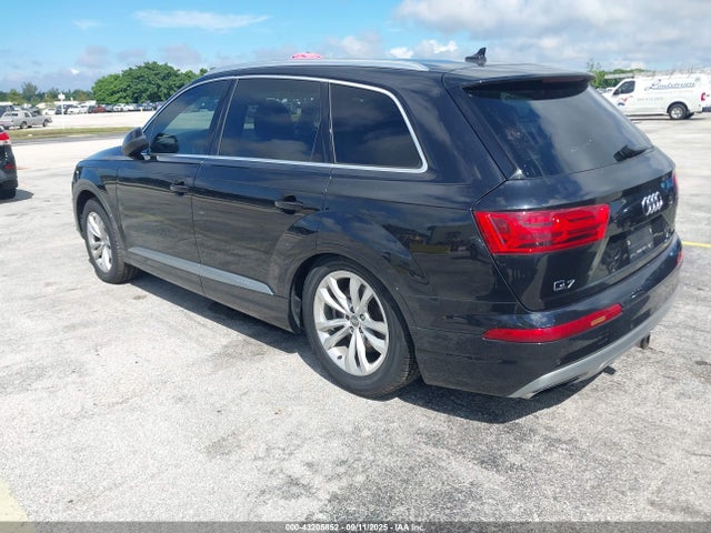 2017 AUDI Q7 WA1AAAF70HD021019 Photo 2