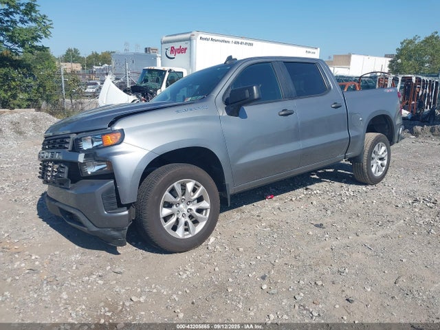 Chevrolet l3b 2022 3GCPYBEK4NG157322 Image 2