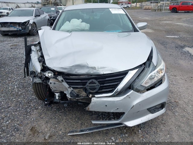 Nissan Altima 2017 1N4AL3AP0HC203978 Image 12
