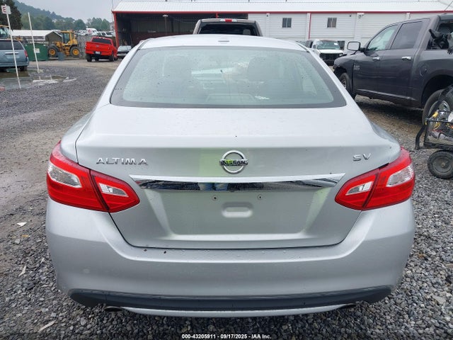 Nissan Altima 2017 1N4AL3AP0HC203978 Image 16