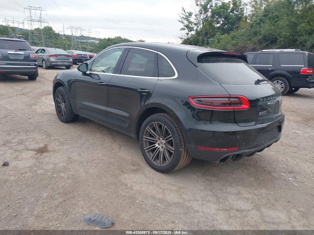 Porsche Macan 2015 WP1AB2A51FLB74136 Image 3