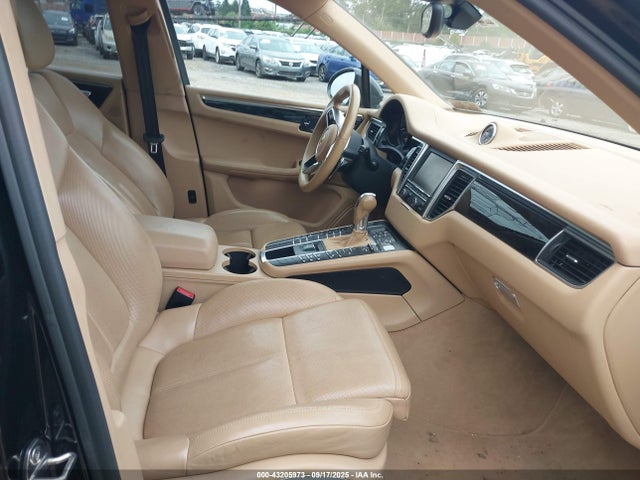 Porsche Macan 2015 WP1AB2A51FLB74136 Image 5