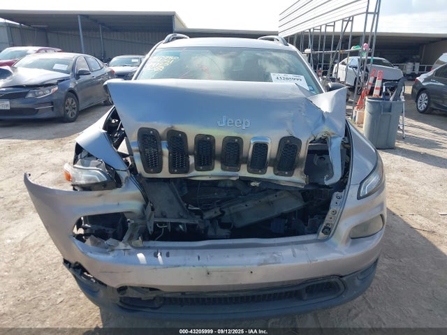 1C4PJLAB5GW258051 Jeep 2016