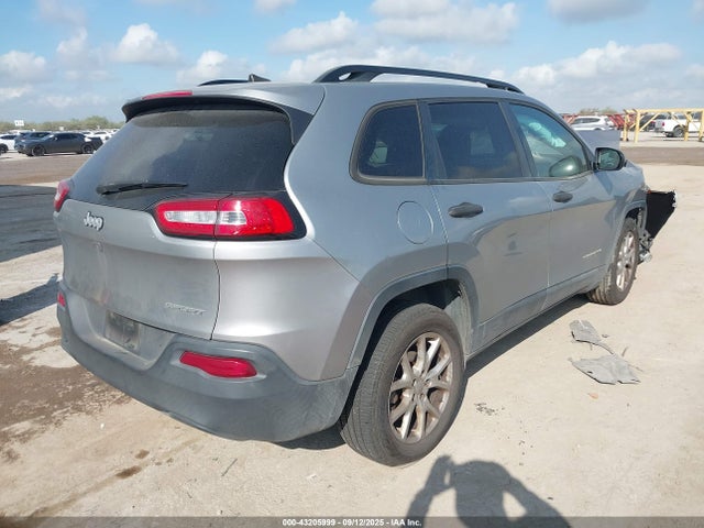 1C4PJLAB5GW258051 Jeep 2016